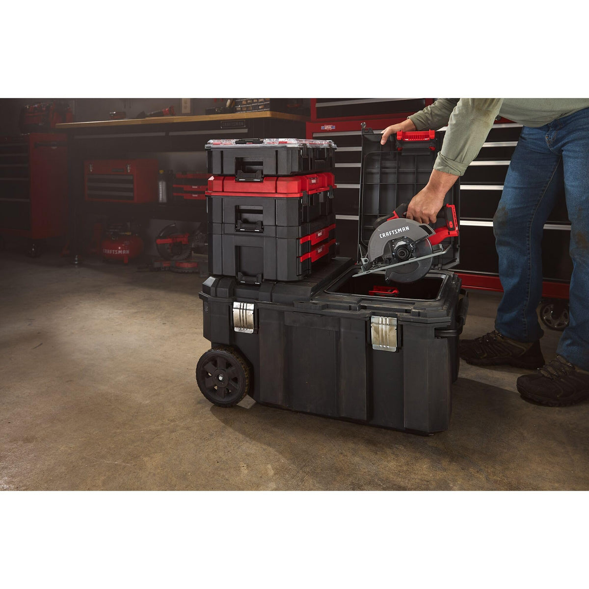 30 Gallon Rolling Tool Chest L9477